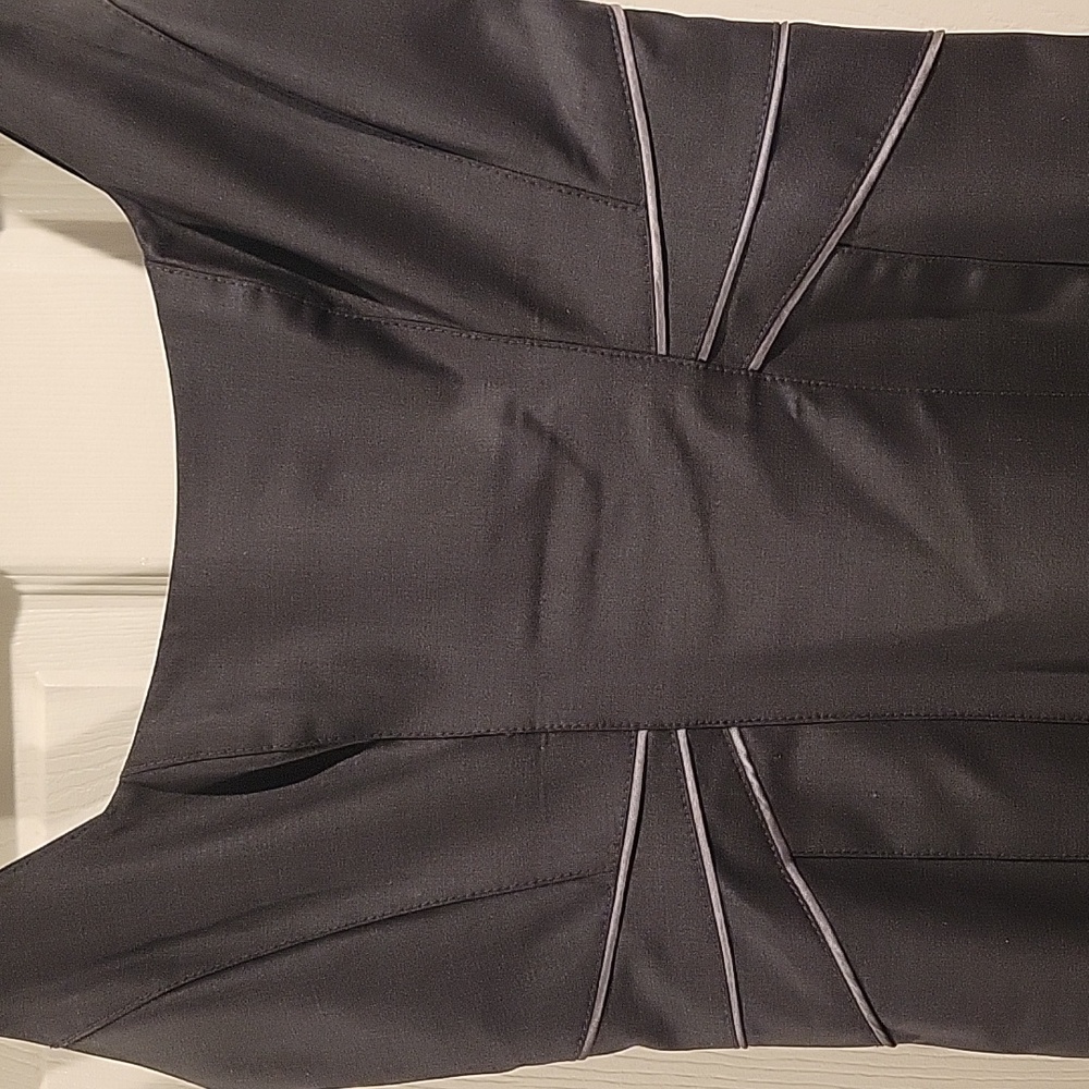 bebe 2 Piece Set. Dark Gray Tailored Women's Blazer and Dress Set - Picture 9 of 13